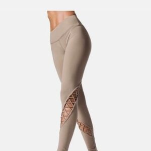 ALO Yoga Beige Crisscross Leggings